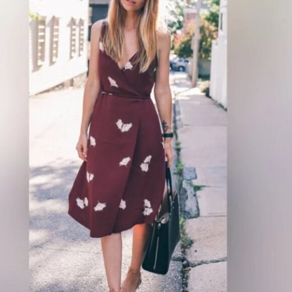 Ann Taylor Summer Blossom Oxblood Maroon Midi Tie Wrap Dress 2P - Picture 10 of 14